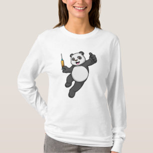 Panda vid vaccinering med spruta t shirt