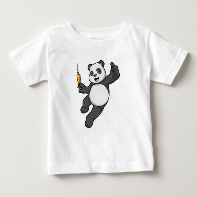 Panda vid vaccinering med spruta t shirt (Framsida)