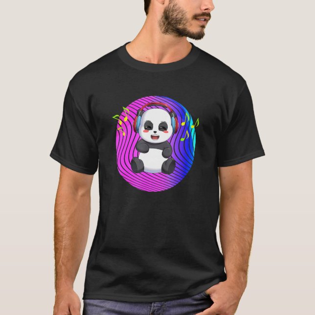 Panda with Music Headphone Dj T Shirt (Framsida)