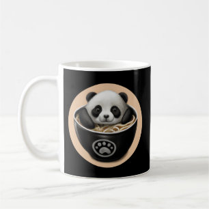 Pandabjörnen i Cute Baby i ett Ramen-skal Kaffemugg