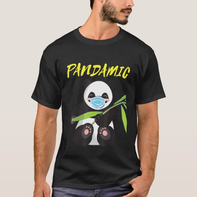 Pandamabjörn med maskpandemi Pappa Panda T Shirt (Framsida)
