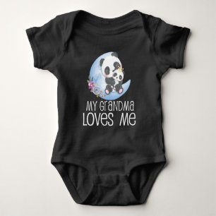 Pandas på månen 🐼 Min mormor älskar mig T Shirt