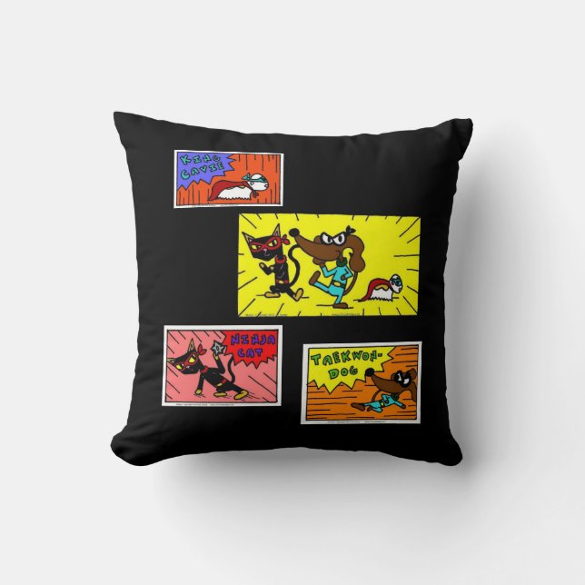 PANELS Pillow för TECKNADEN Midge SUPERHERO Kudde (Framsida)