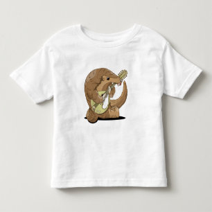 Pangolin som spelar mandolin t shirt
