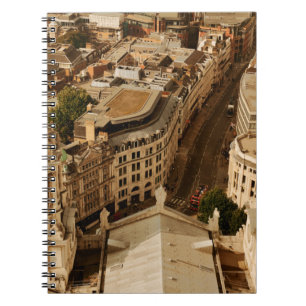 Panorama med looftop view i London med urban archi Anteckningsbok