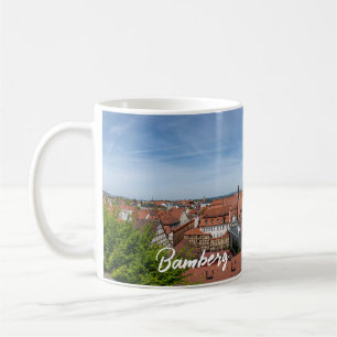 Panorama-vy från den gamla staden uppifrån i Bambe Kaffemugg