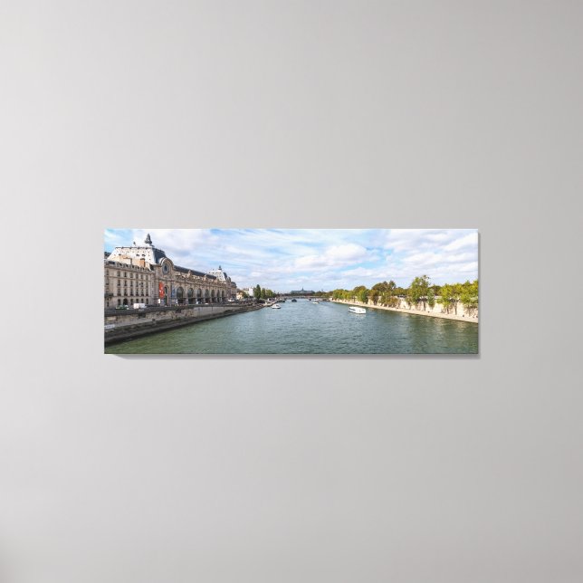 Panoramabild av Musee d'Orsay från Pont Royal - Pa Canvastryck (Framsida)