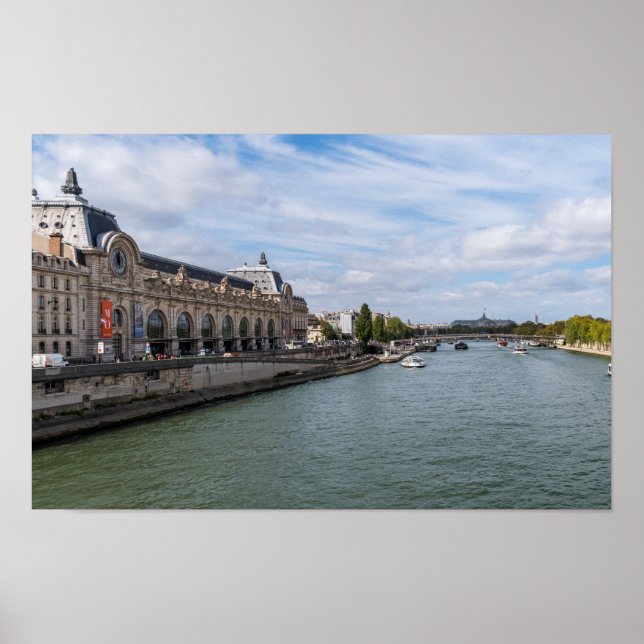 Panoramabild av Musee d'Orsay från Pont Royal - Pa Poster (Framsidan)