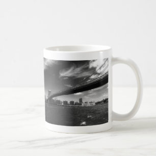 Panoramic Black White Brooklyn Kaffemugg