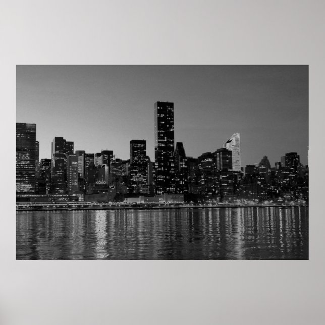 Panoramic Black White New York City Night Poster (Framsidan)