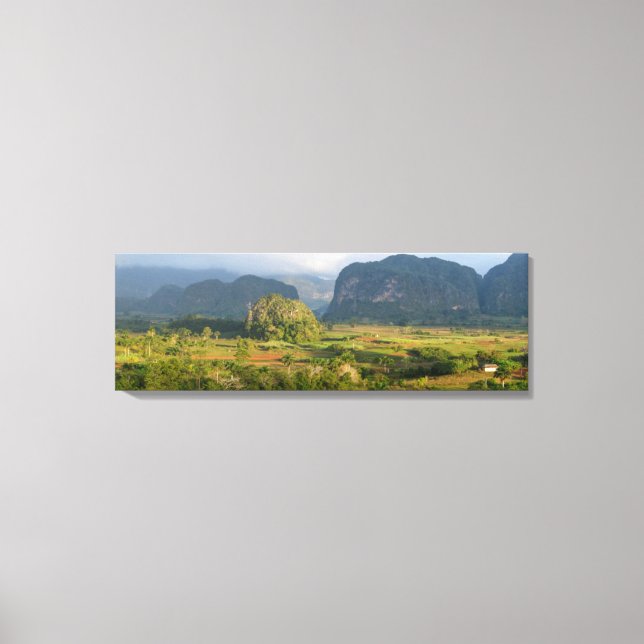Panoramic valley liggande, Kuba Canvastryck (Framsida)