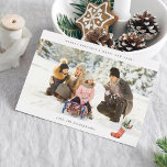 Panoramisk Chic H Photo - julklapp<br><div class="desc">Skicka din jul eller Helgdag med tonvis av helgdag och i stil med din panoramiska Chic H-foto - julklapp eller julkort. Vågrät/liggande alternativ.</div>