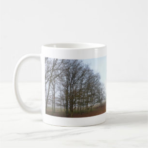 Panoramisk Heathland Träd i Fog Mugg