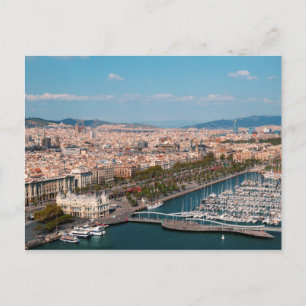 Panoramisk syn på Port Vell i Barcelona, Spanien. Vykort