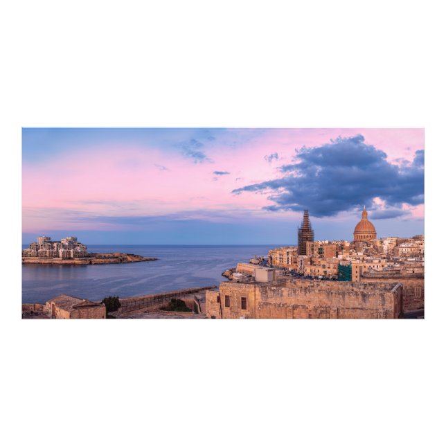 Panoramisk syn på solnedgång över Valletta Fototryck (Framsidan)