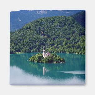 Panoramisk vy över Bled Sjö Magnet