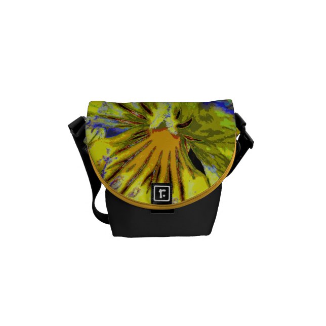 Pansyabstrakt Messenger Bag (Framsidan)