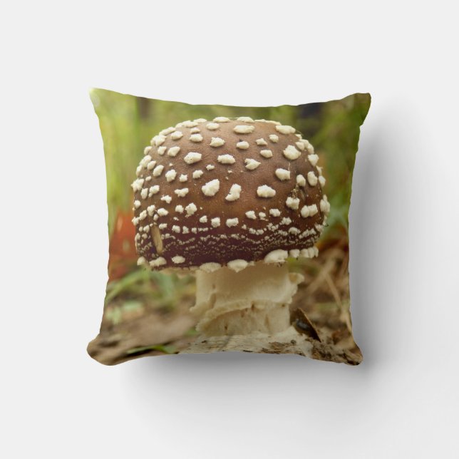 Panther Cap Mushroom Throw Cushion Kudde (Framsida)
