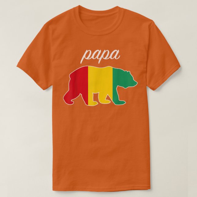Papa Bear Guinea Flag Guinean Roots  T Shirt (Design framsida)