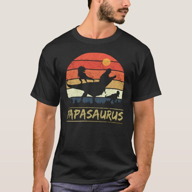 Papasaurus - Retro T Shirt (Framsida)