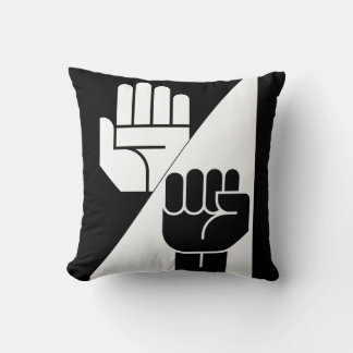 Paper Beats Rock – Minimalist Black & White art Kudde