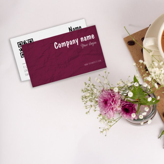 Paper Creative Studios burgundy QR Business Card Visitkort (Skapare uppladdad)