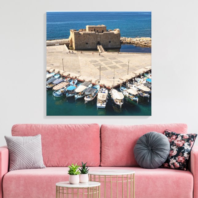Paphos Castle och Harbour Canvastryck (Insitu (Vardagsrum))