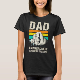 Pappa A Dottens första Kärlek, en sons första hjäl T Shirt