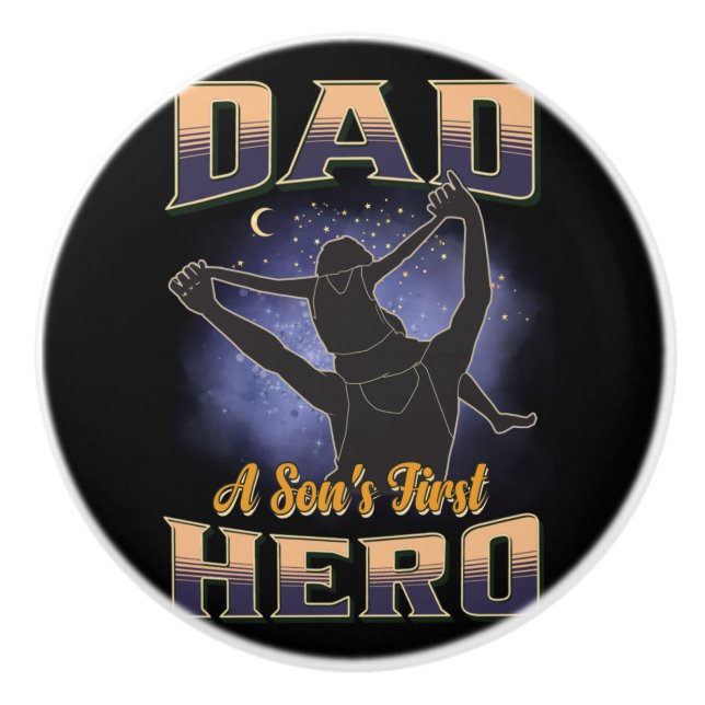 Pappa A Son's First Hero Knopp (Framsidan)