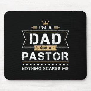 Pappa Amp Pastor Inget Skrämmer Mig Present  Musmatta