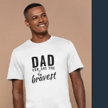 Pappa är du den Modigare Far-dagen T Shirt<br><div class="desc">Pappa är du den Modigare Far-dagen T-Shirt. Modigare pappa t-shirt. Texten är en svart modern typografi. Du kan ändra valfri text eller radera den. En perfekt för en pappa eller en ny pappa på Far dag eller födelsedag.</div>