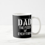 Pappa är fixeraren för allt lustigt Far&#; s Day Kaffemugg<br><div class="desc">Pappa är fixeraren för allt lustigt Far&#; s Day</div>