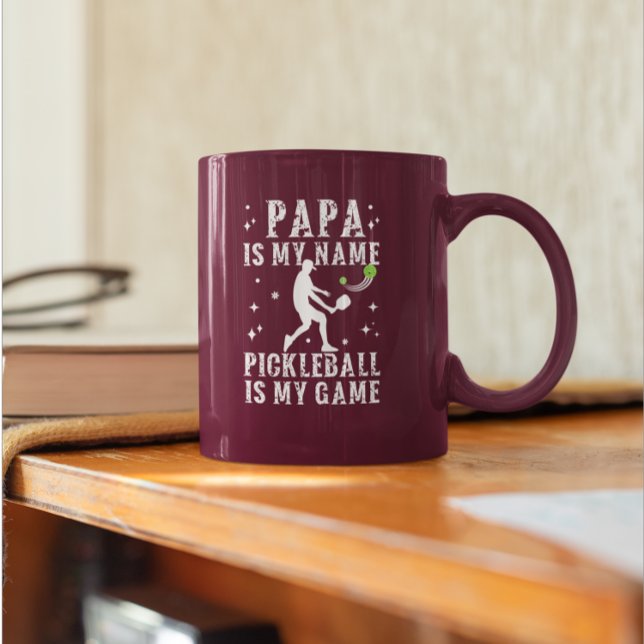 PAPPA är min namn PICKLEBALL är min spelgåva till  Två-Tonad Mugg (Skapare uppladdad)