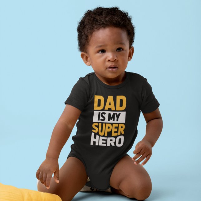 Pappa är min superhjälte t shirt (Skapare uppladdad)