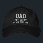 Pappa av Duty Simple Modern Typography-Anpassnings Broderad Keps<br><div class="desc">Pappa av Duty Simple Modern Typography Anpassningsbar Embroied Baseball Cap har den enkla,  moderna broderade texten "Pappa,  off duty,  Go ask your mamma". Perfekt som en gåva till Pappa för Fars dag,  jul,  födelsedag och annat. Skapat av Evco Studio www.zazzle.com/store/evcostudio</div>