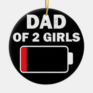 Pappa av två flickor med låg batteriladdning till julgransprydnad keramik