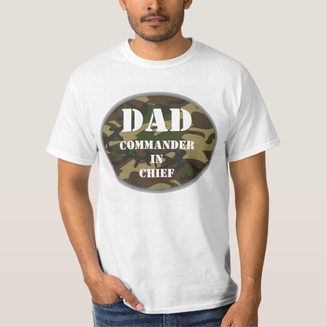 Pappa, befälhavare för guvernör Camo Militära Far T Shirt (Framsida)
