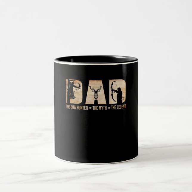 Pappa: Bow Hunter Myth Legend Hunting Gift Två-Tonad Mugg (Center)