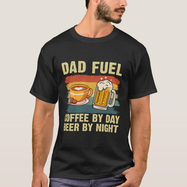 Pappa bränslekaffe efter daglig bäck per natt Fars T Shirt (Framsida)
