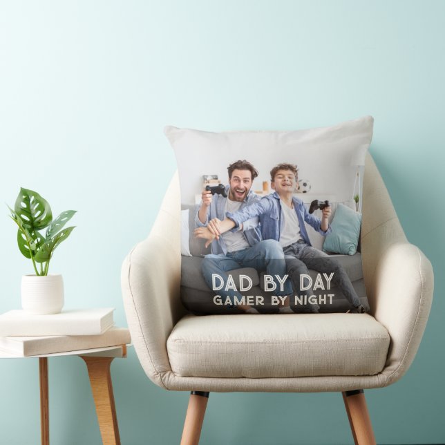 Pappa efter dagspelaren per nattson och Pappa Fars Kudde (Stol)