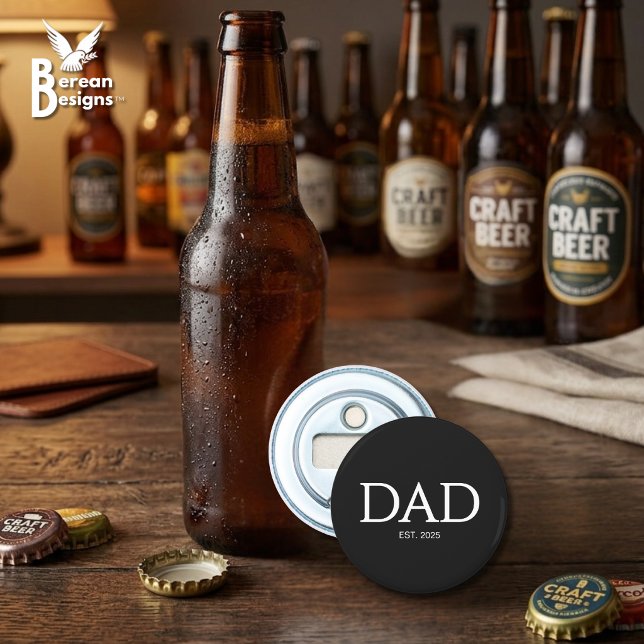 Pappa etablerade Classic Caps Svart Flasköppnare (DAD ESTABLISHED round bottle opener with customizable year. Ideal gift for Father's Day. )