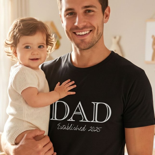 Pappa Etablerade Fet Vit Text Svart T Shirt (Skapare uppladdad)