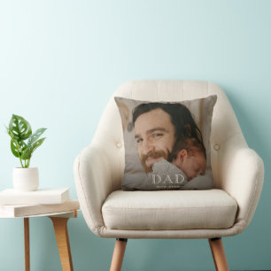 Pappa etablerade modern foto kudde