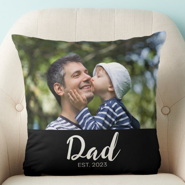 Pappa etablerade modernt manus Foto Kudde (Skapare uppladdad)