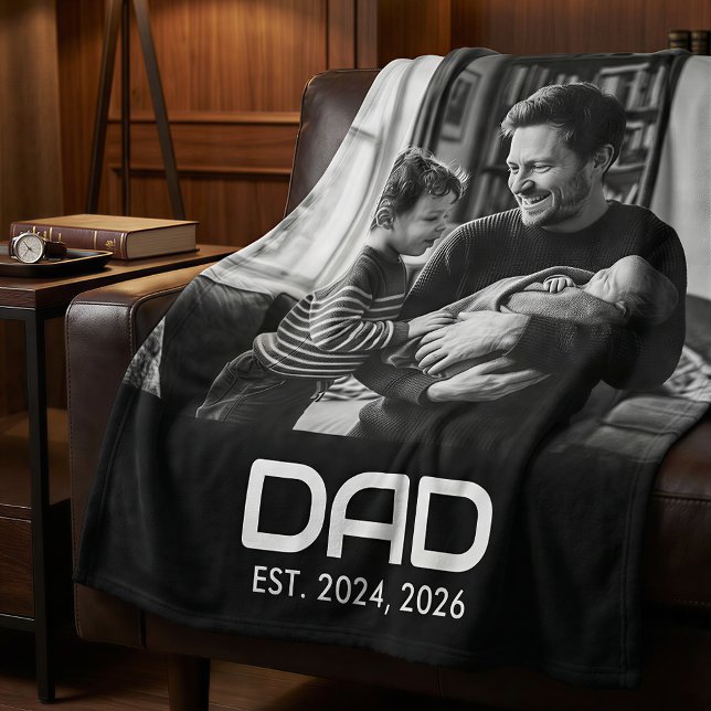 Pappa etablerade svart modern fet foto fleecefilt (Skapare uppladdad)