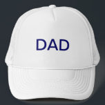 PAPPA Fars dag Typografi, blå på vitt Keps<br><div class="desc">"PAPPA" Hat - särskilt underbar för Fars dag,  eller som gåva till en ny pappa. Men också underbar för att fira pappa någon dag.</div>