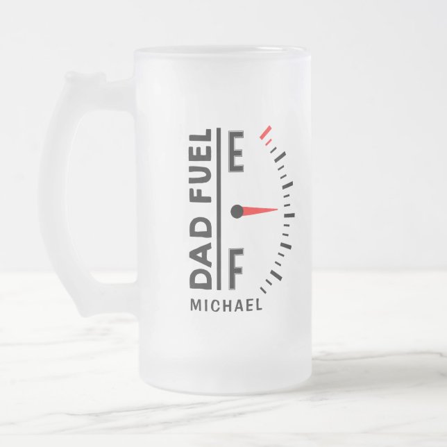 Pappa Fuel Funny Fars dag Birthday Personlig Frostat Ölglas (Vänster)