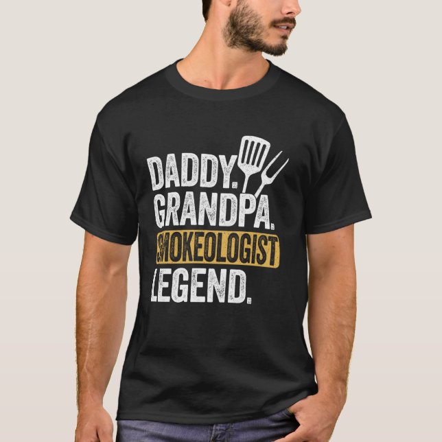 Pappa Grandpa Smokeolog Legend Funny Retro Grilli T Shirt (Framsida)