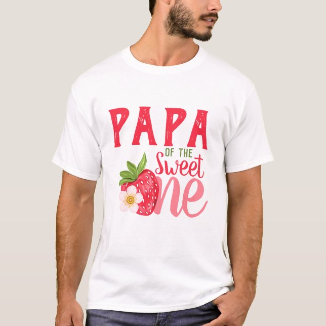 Pappa i Sverige 1 jordgubbe 1:a födelsedag Party T Shirt (Framsida)