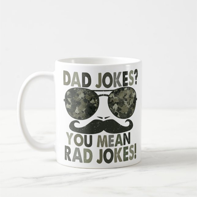 "Pappa Jokes" Camouflage Kaffemugg (Vänster)